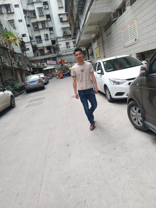 突然的自我的第三张照片--香港中老年相亲网