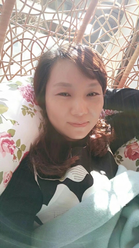悦己的第一张照片--香港中老年相亲网