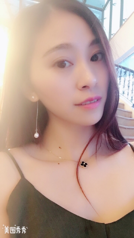 隨風的云的第一张照片--香港中老年相亲网