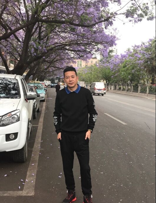 宁静致远的第一张照片--香港中老年相亲网