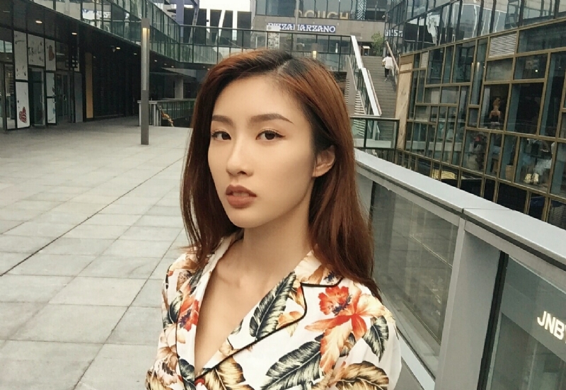 蘇悅的第四张照片--香港中老年相亲网