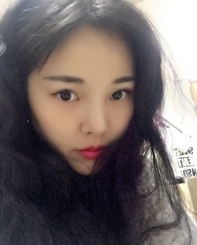 馨馨向荣的第二张照片--香港中老年相亲网