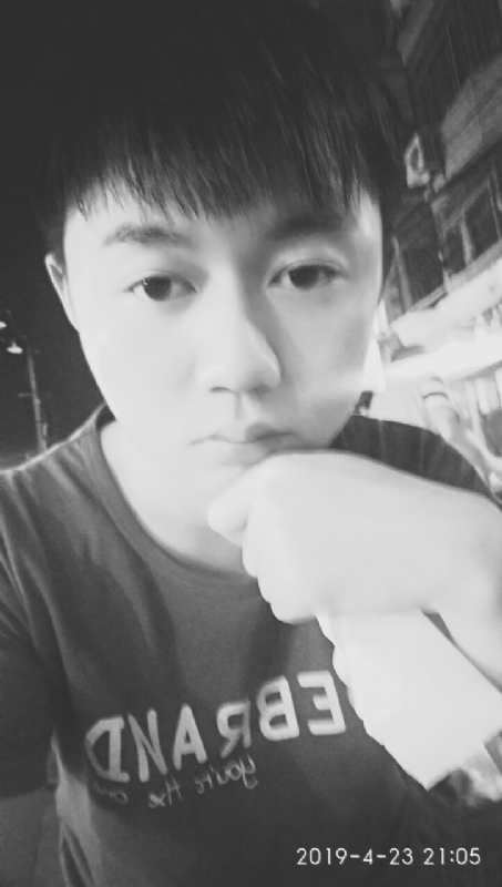 戴领的第一张照片--香港中老年相亲网