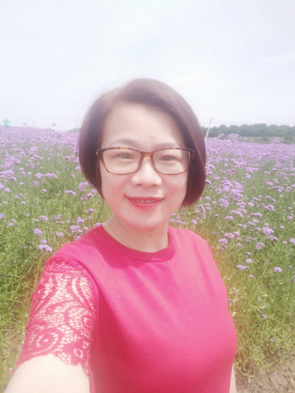 岁月静好的第一张照片--香港中老年相亲网