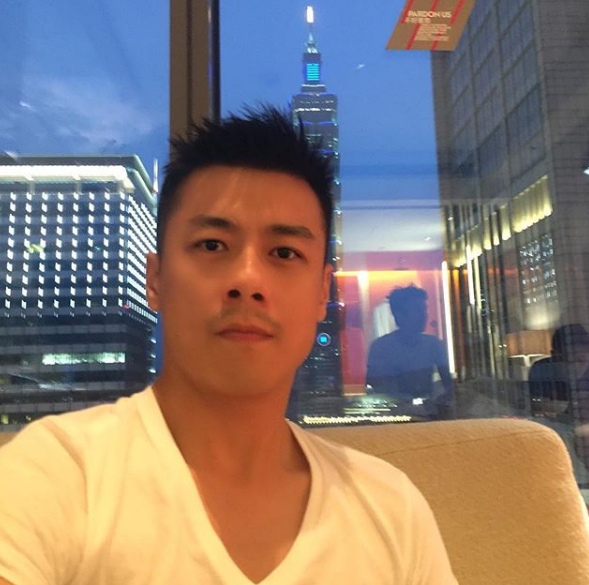 zhanglun的第一张照片--香港中老年相亲网
