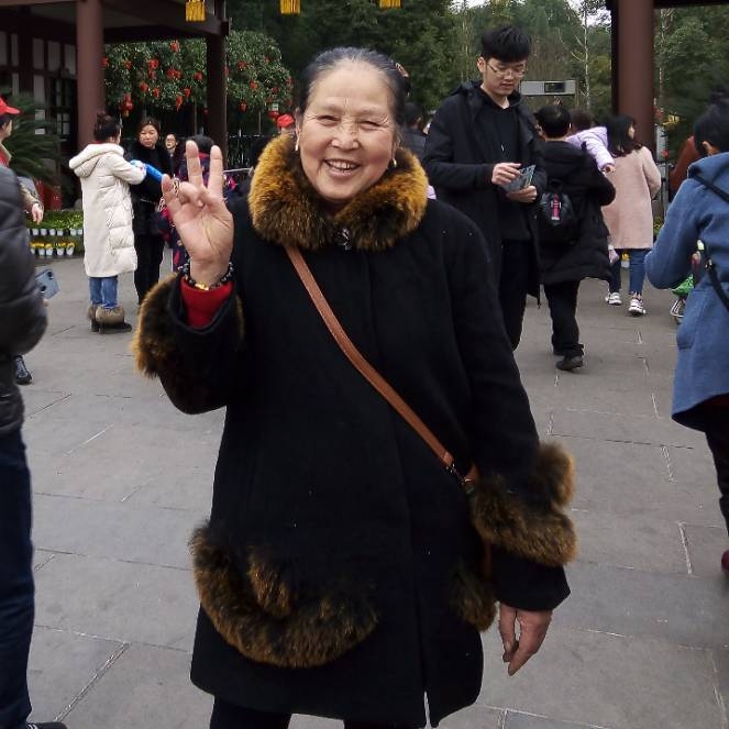 刘刘的第一张照片--香港中老年相亲网