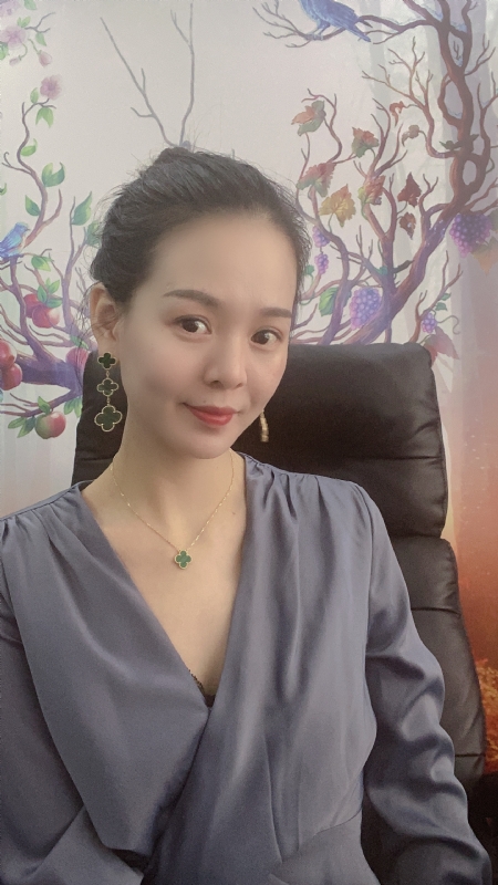 潇潇的第一张照片--香港中老年相亲网