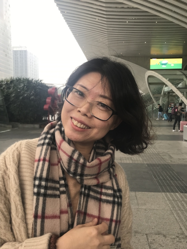 简单的第三张照片--香港中老年相亲网