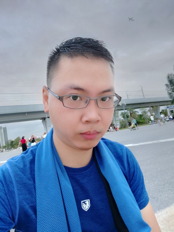 岳的第一张照片--香港中老年相亲网