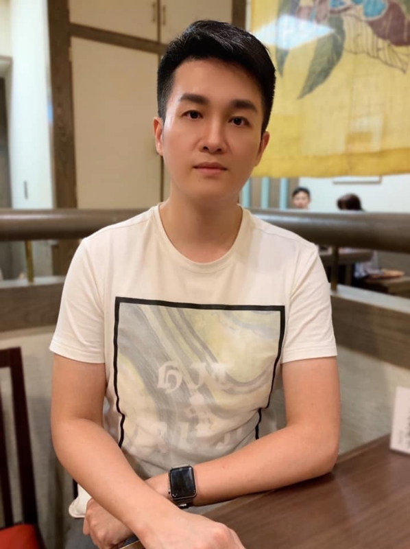 岁月流逝的第一张照片--香港中老年相亲网