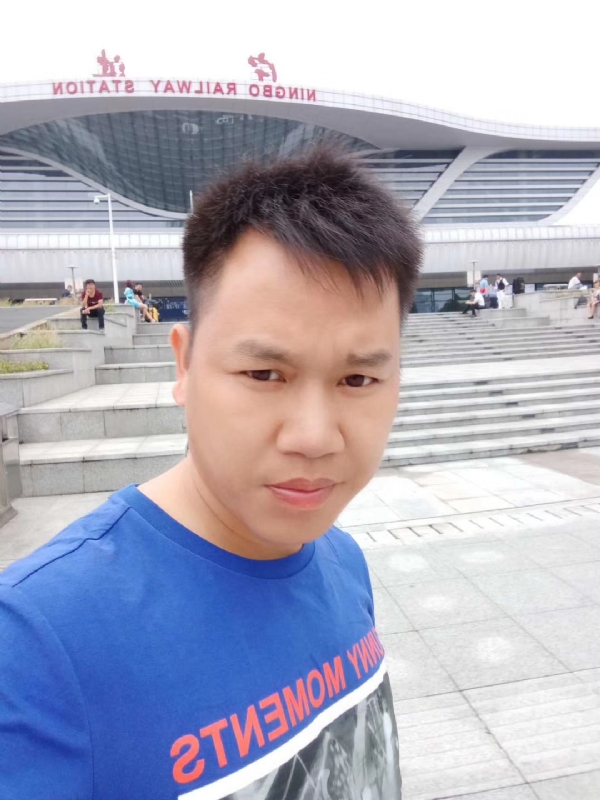 笑对人生的第一张照片--香港中老年相亲网