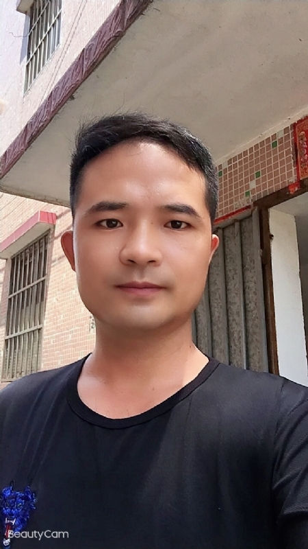 言飞的第二张照片--香港中老年相亲网