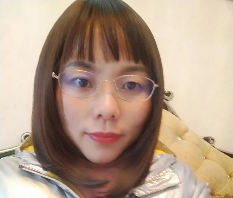 爱笑的彩虹的第一张照片--香港中老年相亲网