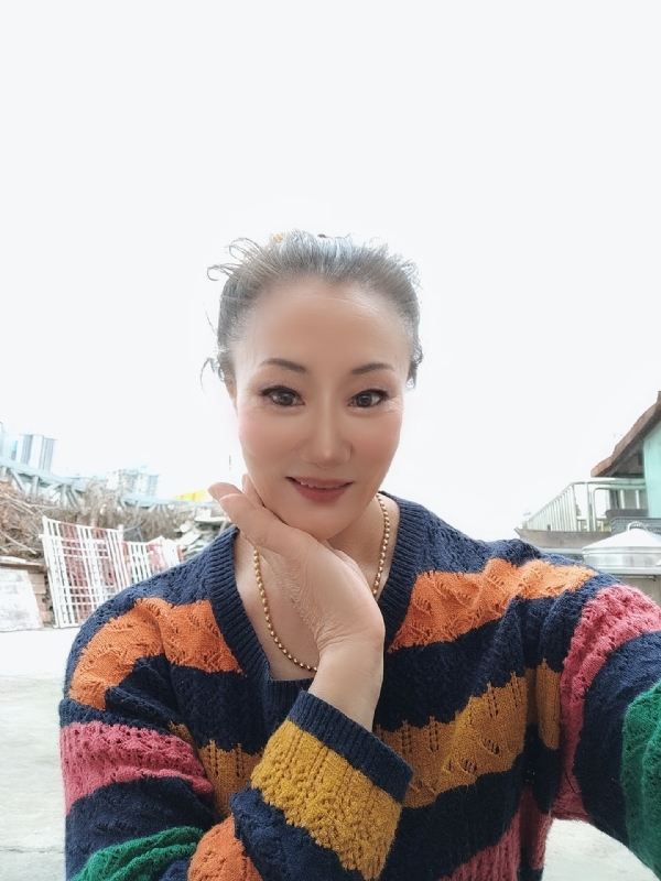 燕子的第四张照片--香港中老年相亲网