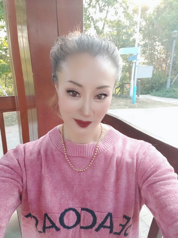 燕子的第五张照片--香港中老年相亲网