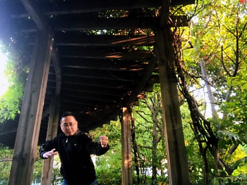 自故深情好受伤的第二张照片--香港中老年相亲网