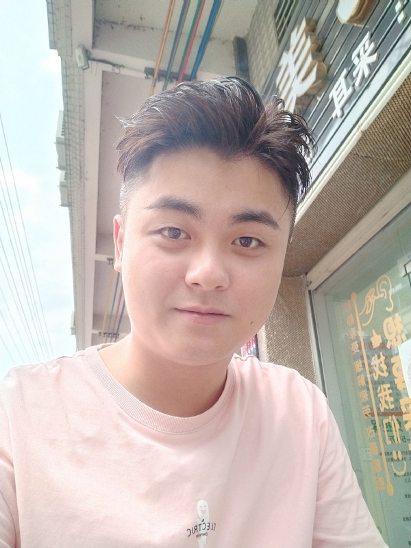 李健诚的第一张照片--香港中老年相亲网