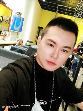 lucky的第一张照片--香港中老年相亲网