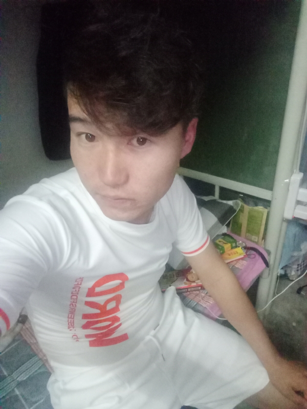 再回首的第一张照片--香港中老年相亲网