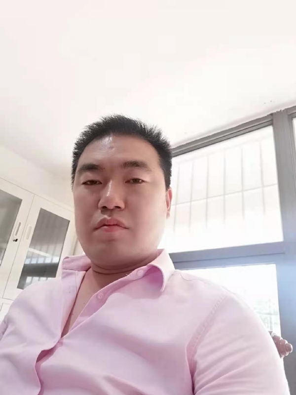命运的打拼的第一张照片--香港中老年相亲网