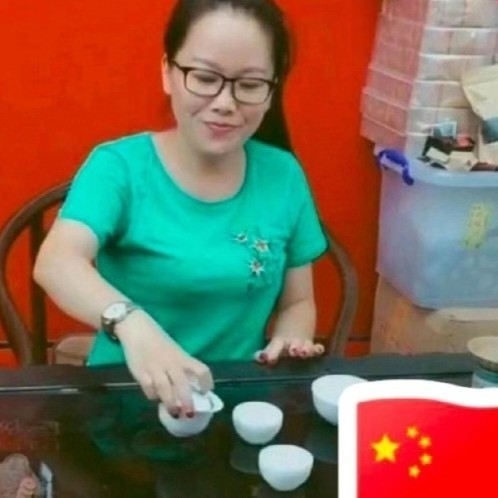 妖娆的第一张照片--香港中老年相亲网