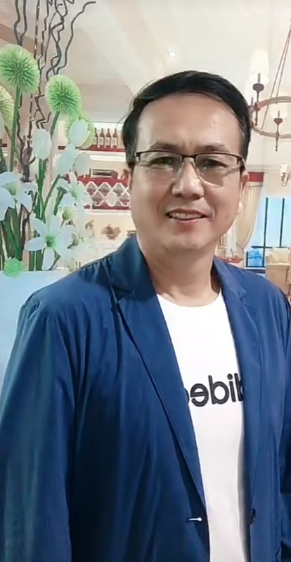 沈先生的第一张照片--香港中老年相亲网