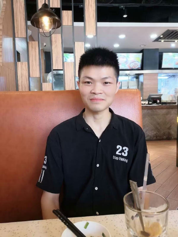 Mickey的第一张照片--香港中老年相亲网