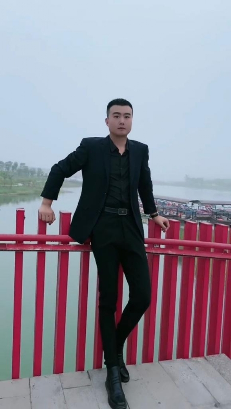 Albert的第一张照片--香港中老年相亲网