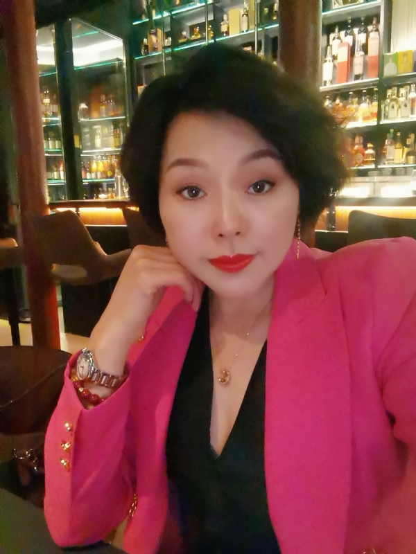 feng的第一张照片--香港中老年相亲网