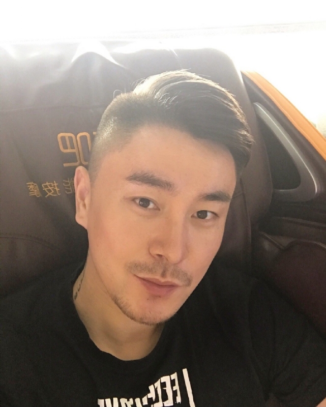 郑Sir的第二张照片--香港中老年相亲网