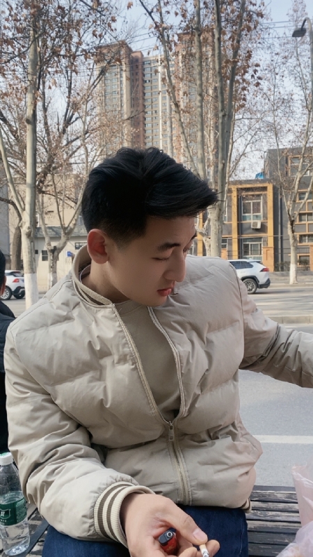 liyifan的第一张照片--香港中老年相亲网