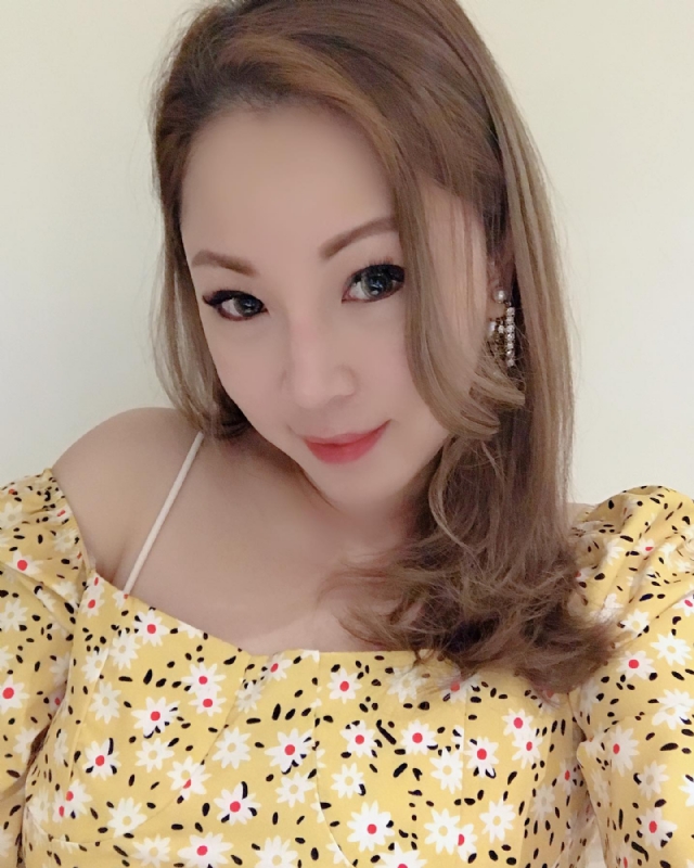 anni的第二张照片--香港中老年相亲网